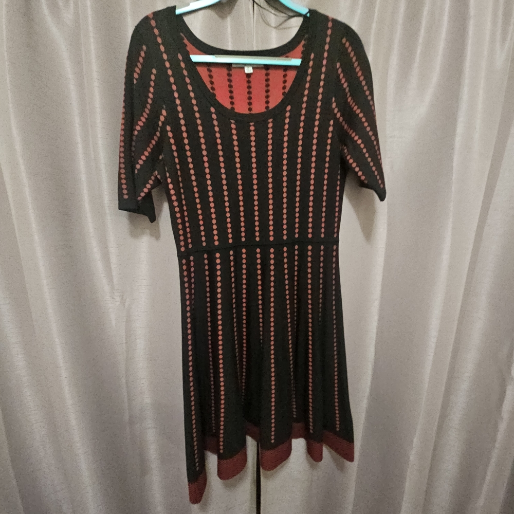 Danny & Nicole Black and Red Patterned Midi Dress
